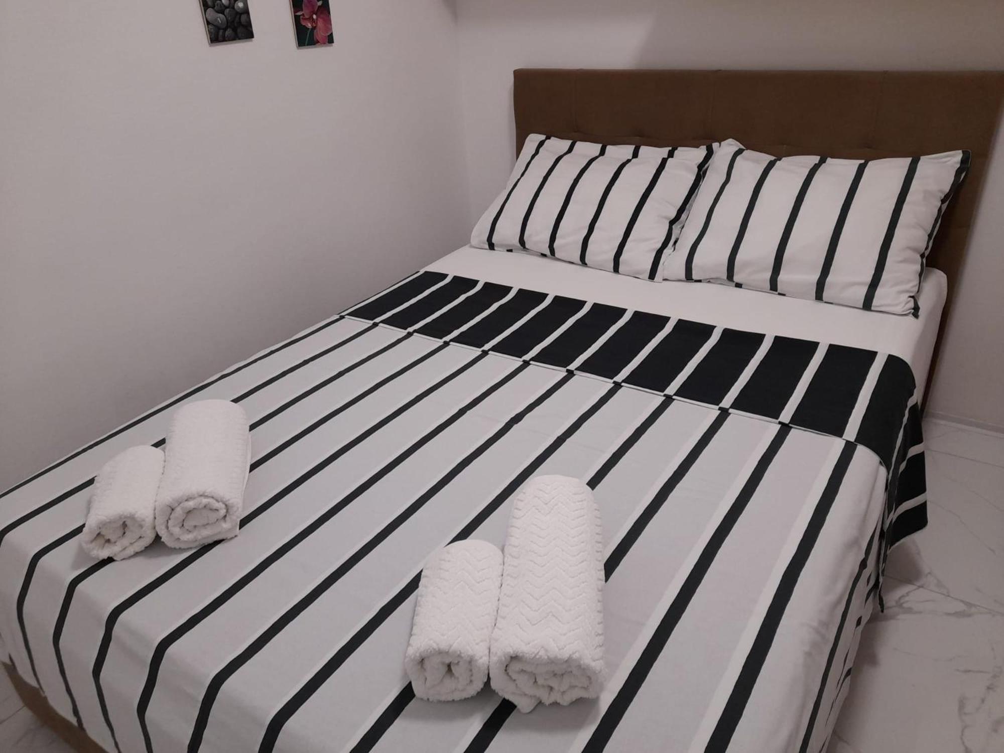 Apartments Malou Baška Voda 部屋 写真