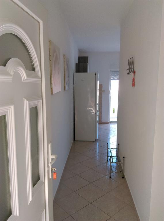 Apartments Malou Baška Voda 部屋 写真